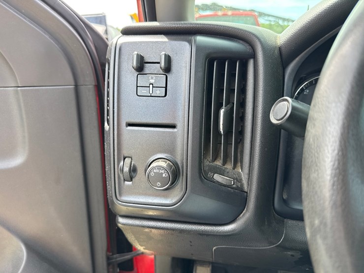 2014-chevrolet-silverado-1500-image-37