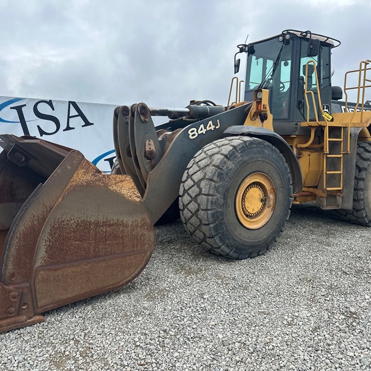 DEERE 844J