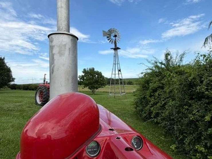 1945-farmall-m-image-25
