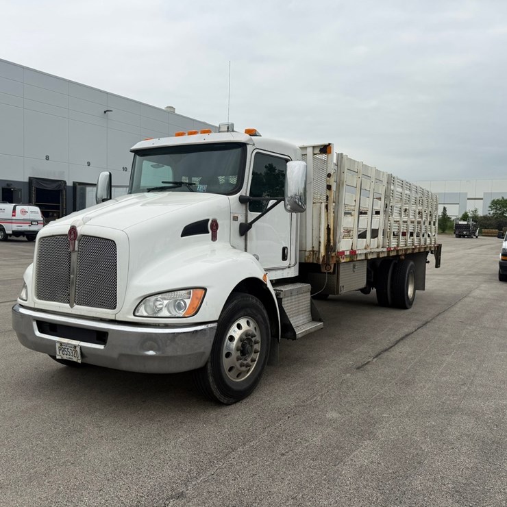#2050 • Kenworth Flatbed Truck