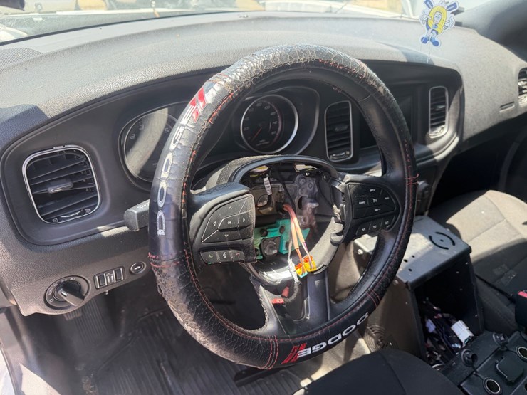#75-•-2018-dodge-charger-image-21