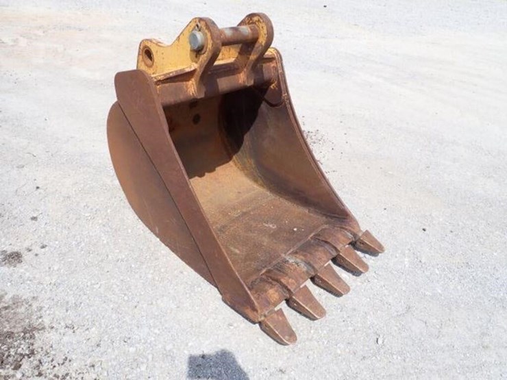 john-deere-24-image-3
