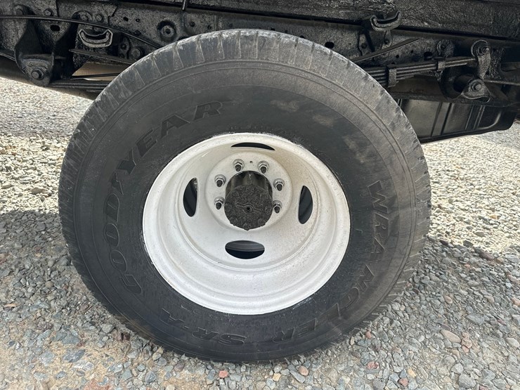 2001-ford-f350-image-62