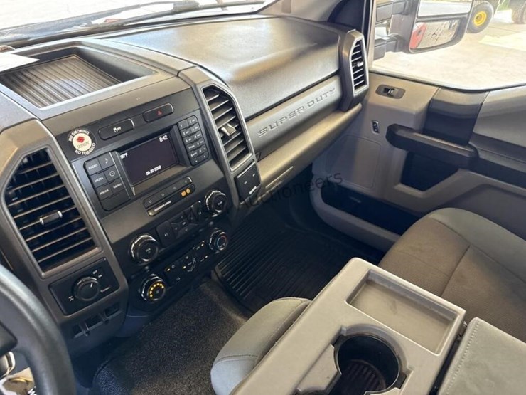 2019-ford-f250-image-19