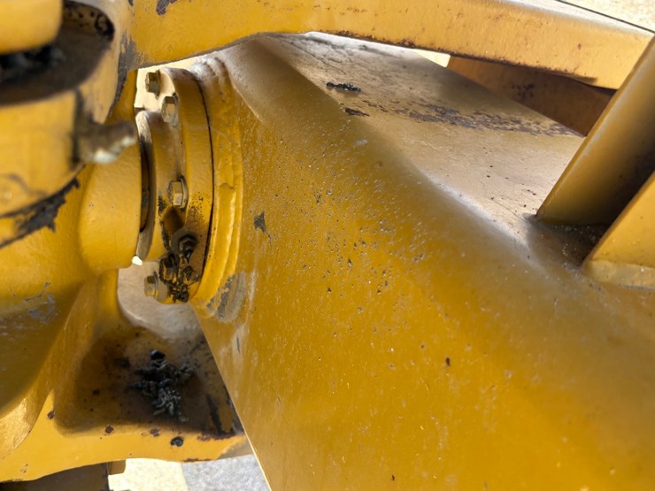 caterpillar-cs-563e-image-57