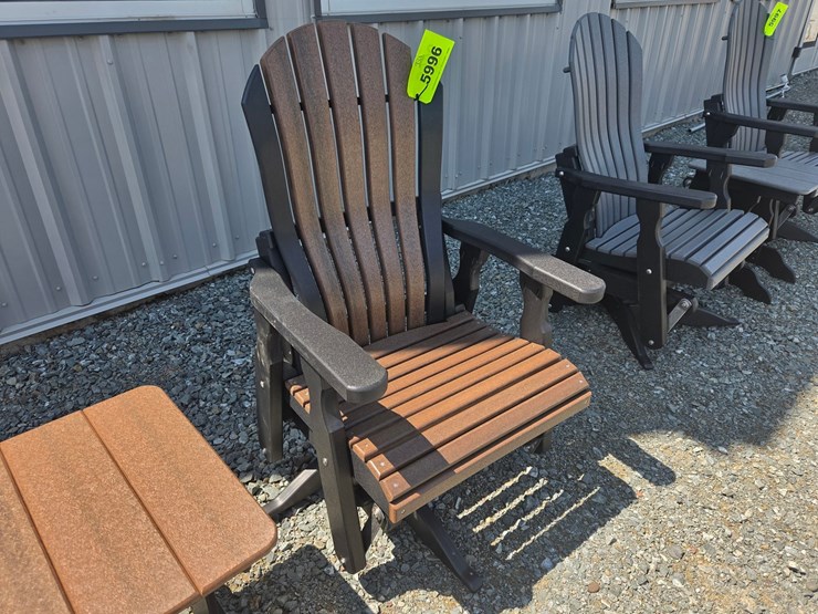 #5996-•-pair-of-outdoor-fanback-gliders-w/-table-image-5