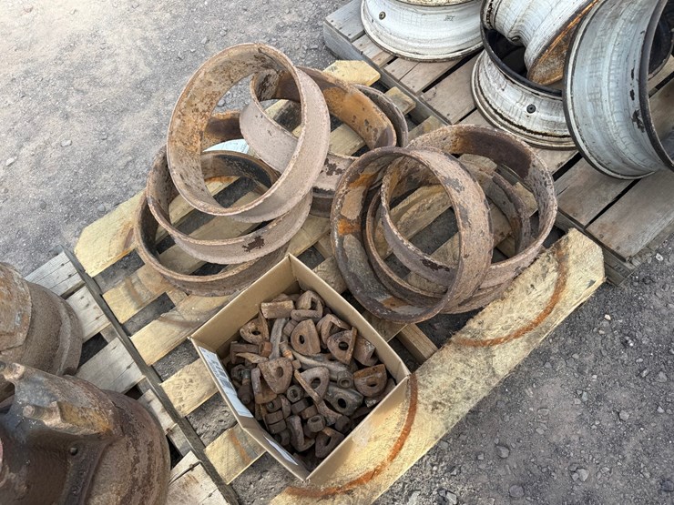 #1340-•-dayton-hubs-with-rings-and-rims-image-21