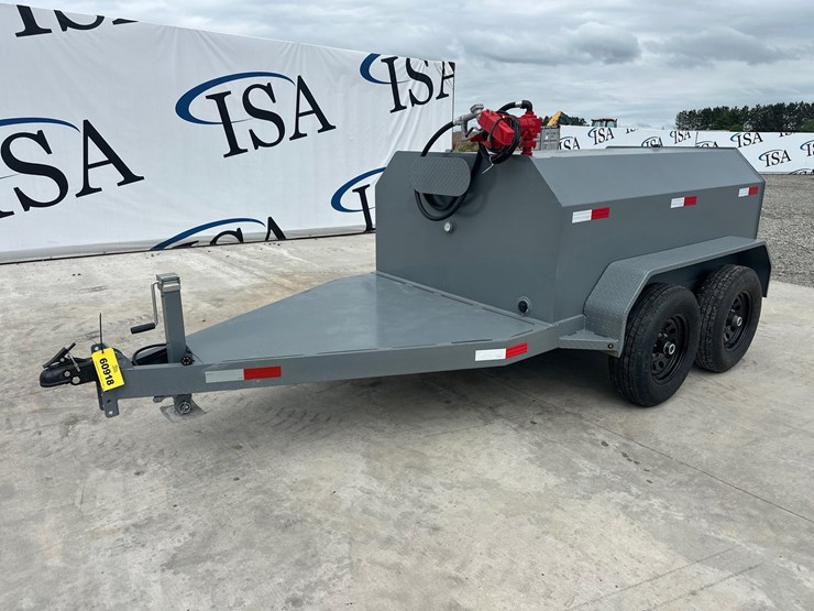 #60918-•-x-star-trailers-approx.-750-gallon-trailer-image-1