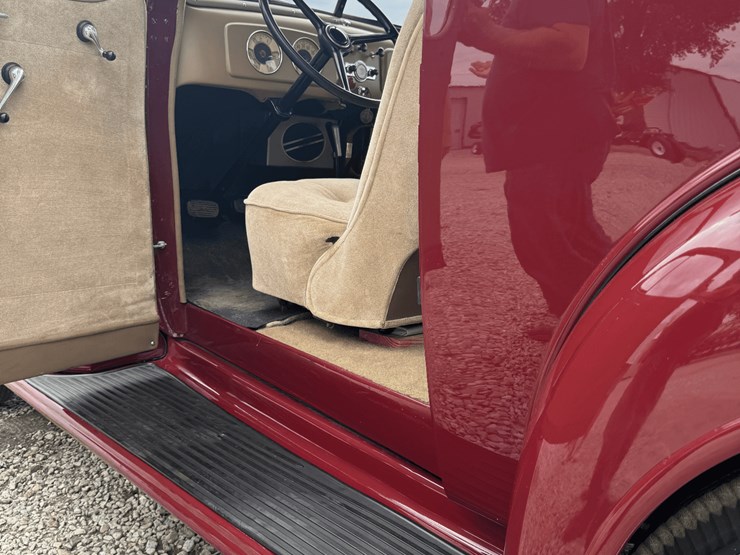 1936-chevrolet-two-door-sedan-image-8