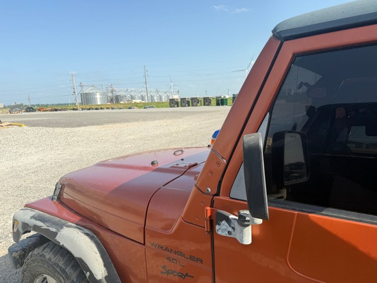 2001-jeep-wrangler-image-23