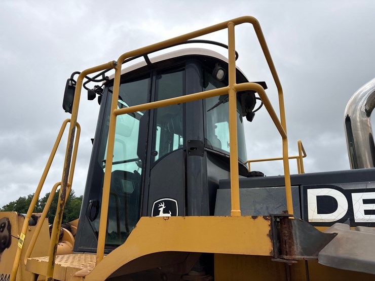 deere-844j-image-10