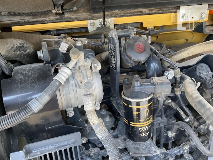 2018-komatsu-pc88mr-10-image-17