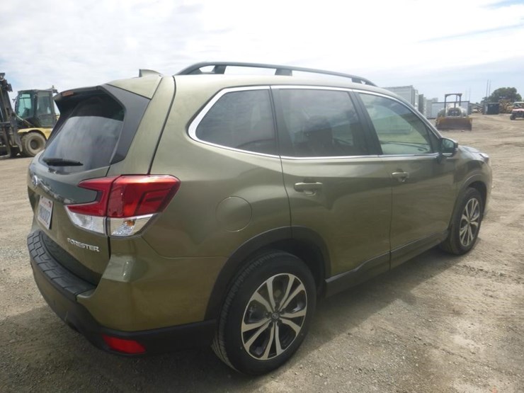 2023-subaru-forester-image-3