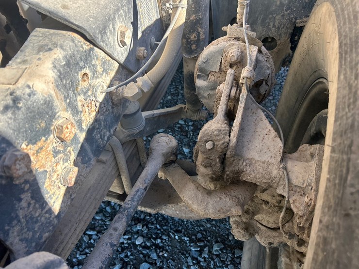 2001-mack-rd688s-image-52