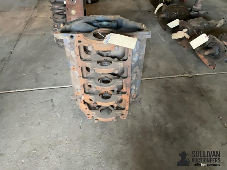 1970-ford-351-4v-m-code-cleveland-2-bolt-main-block-image-2
