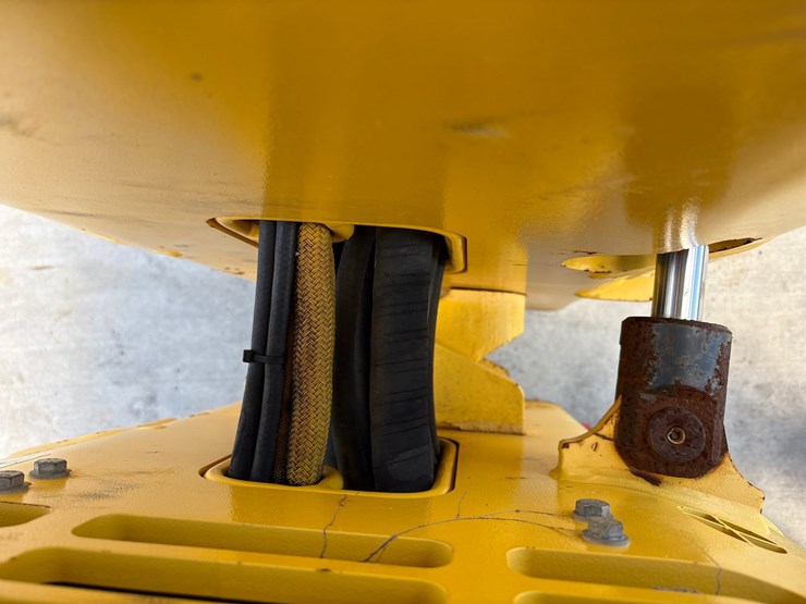 2018-bomag-bmp8500-image-9