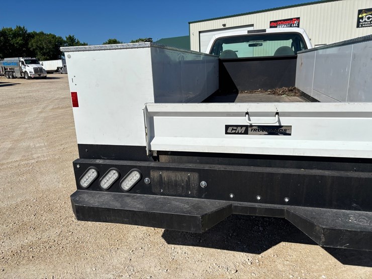 2004-ford-f450-image-59