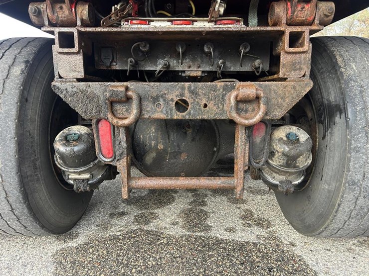 #1451-•-2013-international-workstar-tri-axle-dump-truck-image-39