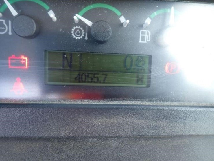 2009-deere-310sj-image-12