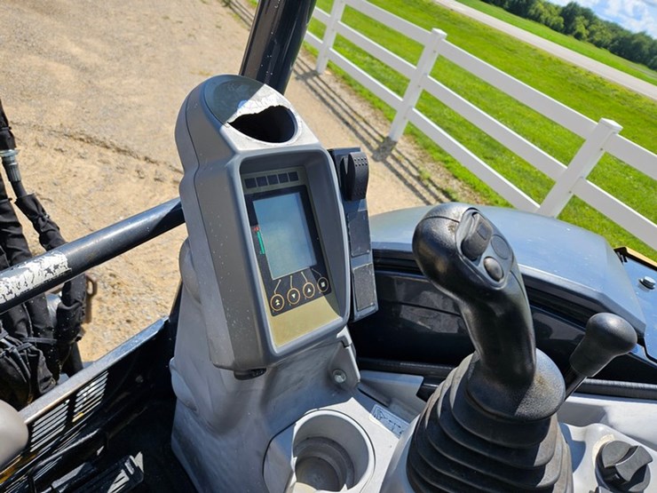 deere-35g-image-31