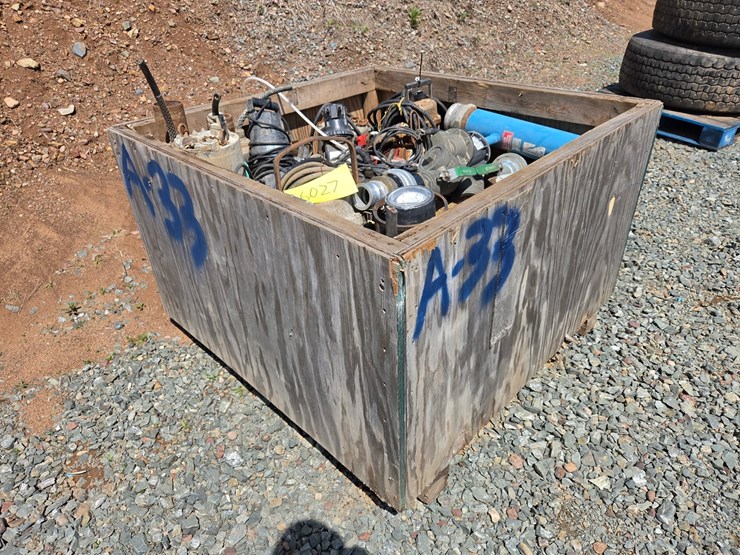 #6027-•-crate-of-pumps-image-4