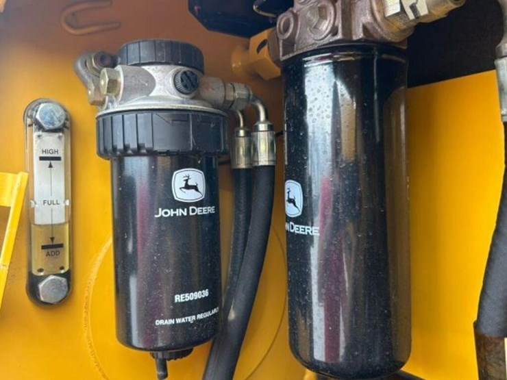 2007-deere-450j-lgp-image-30