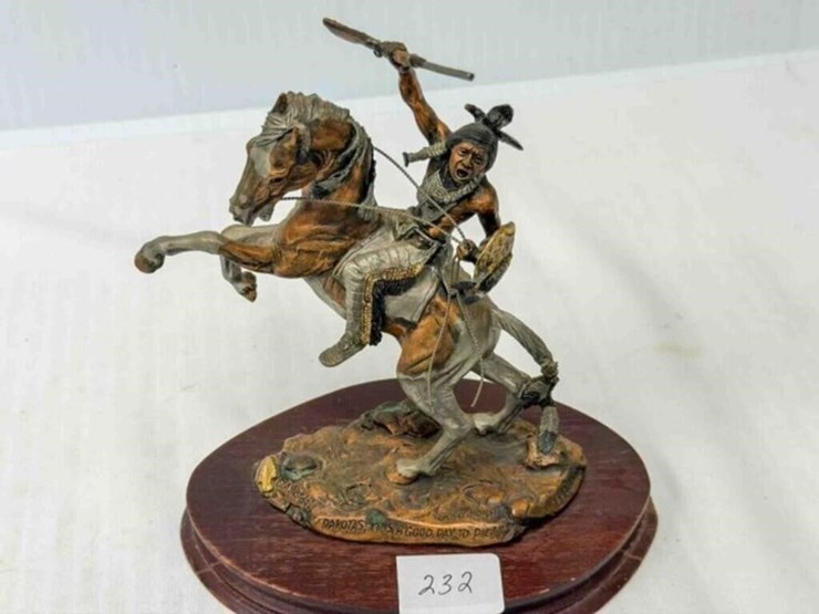 legends-sculpture-image-1