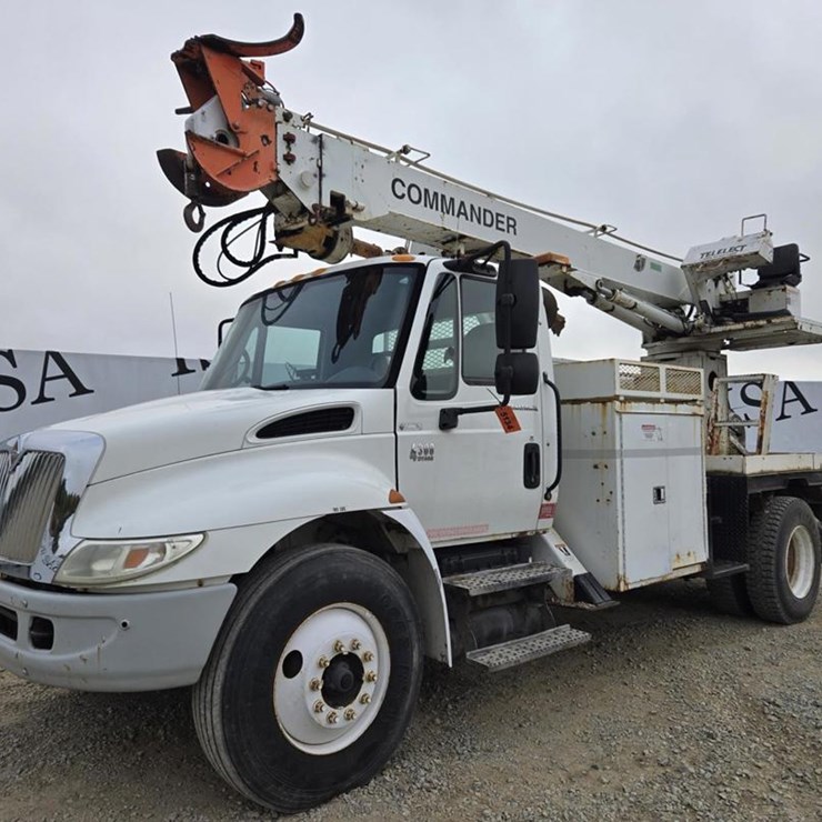 2003 INTERNATIONAL DURASTAR 4300