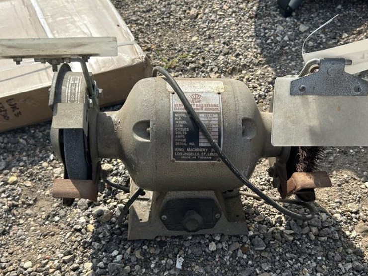 #125-•-heavy-duty-ball-bearing-electric-bench-grinder-image-2