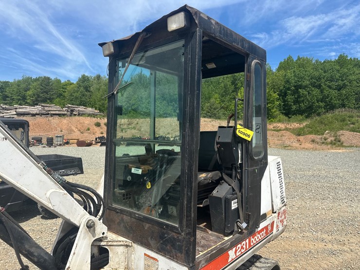 bobcat-231-image-9