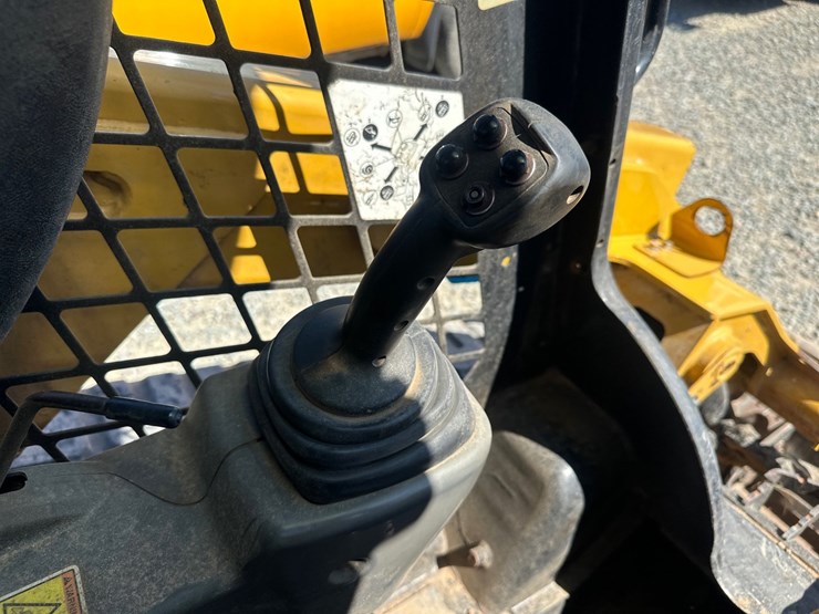 2019-caterpillar-279d-image-25