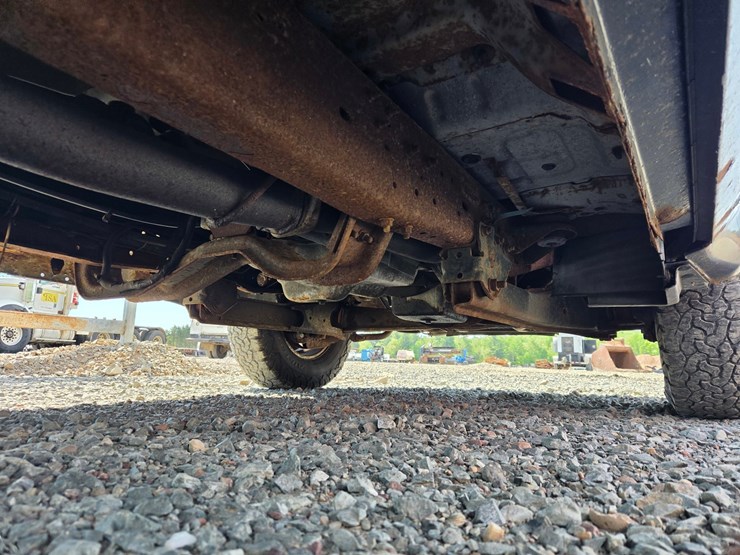 2001-ford-f350-image-29