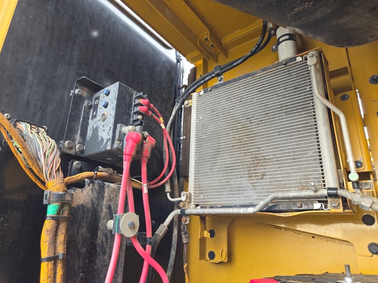 caterpillar-349el-image-52