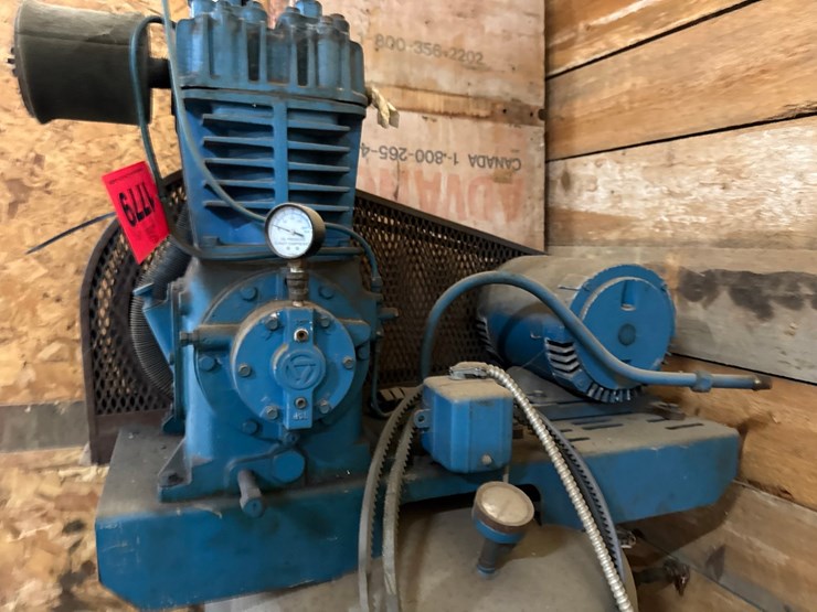 #1779-•-cochrane-100-gallon-air-compressor-image-5