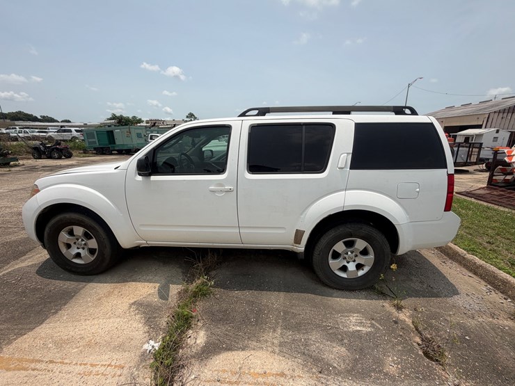 2008-nissan-pathfinder-image-5
