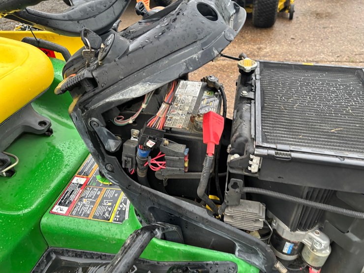 john-deere-x540-image-25