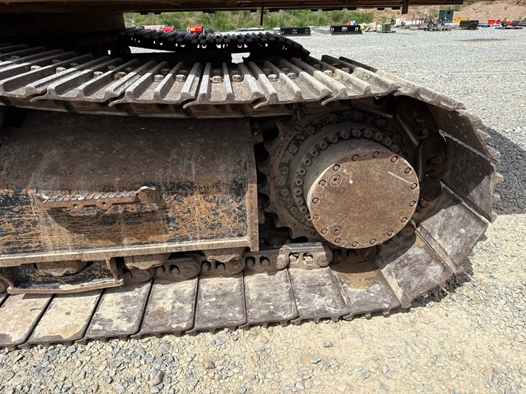 2017-caterpillar-336fl-image-80