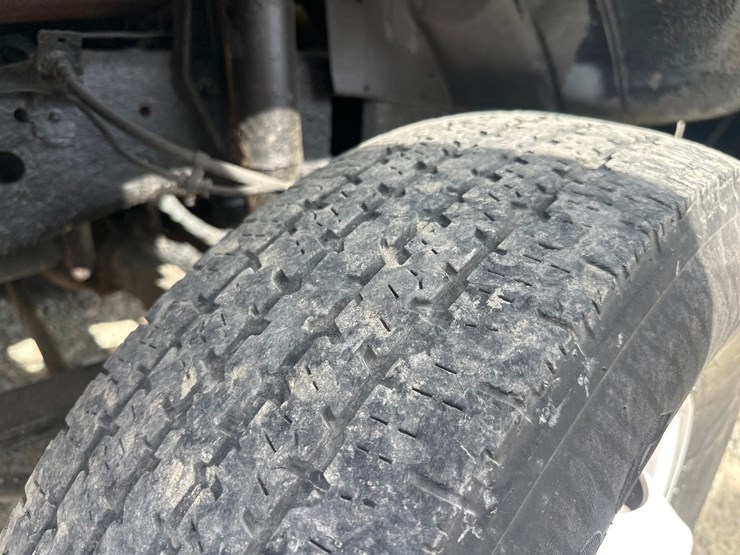 2001-ford-f350-image-67
