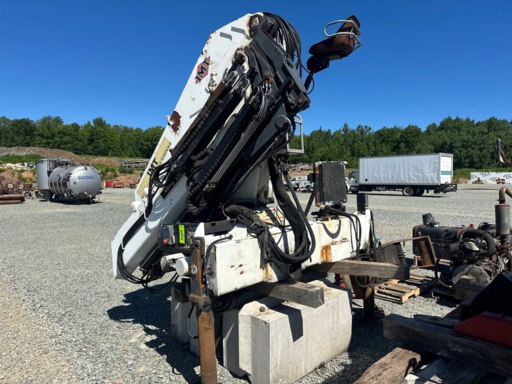 #5078-•-imt-34/235k3-knuckle-boom-crane-image-1