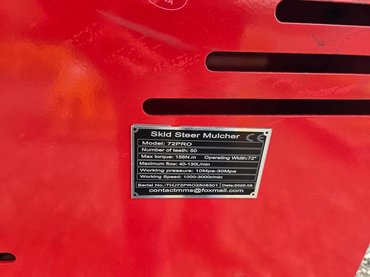 #6139-•-approx.-72"-unused-future-ft-72pro-skid-steer-mulcher-attachment-image-7