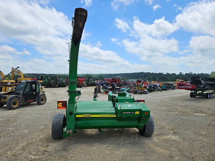 john-deere-3955-image-4