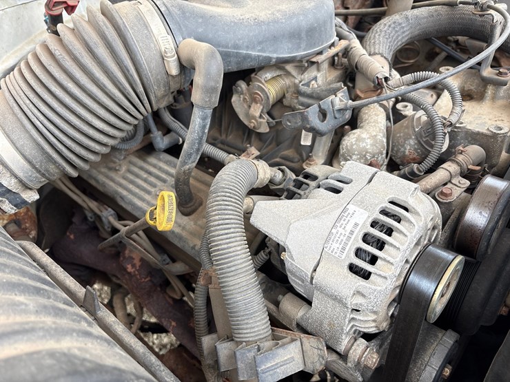 1999-chevrolet-2500-image-33