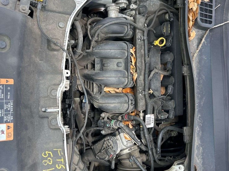 2015-ford-escape-image-7