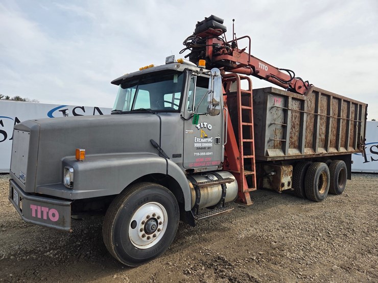#60835-•-1991-volvo-/-gm-white-tandem-axle-storm-truck-image-1