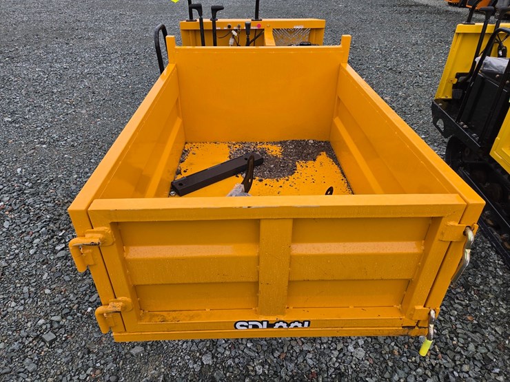 #5052-•-j1500-crawler-dumper-image-23