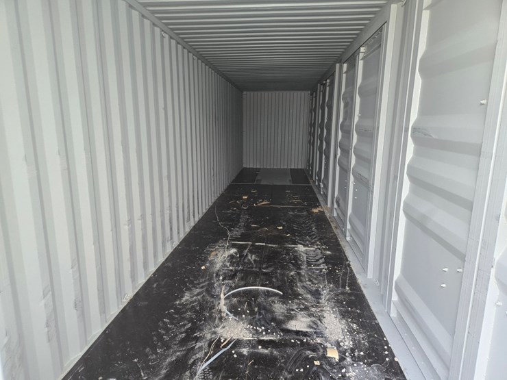#5010-•-(5)-door-40'-shipping-container-image-9