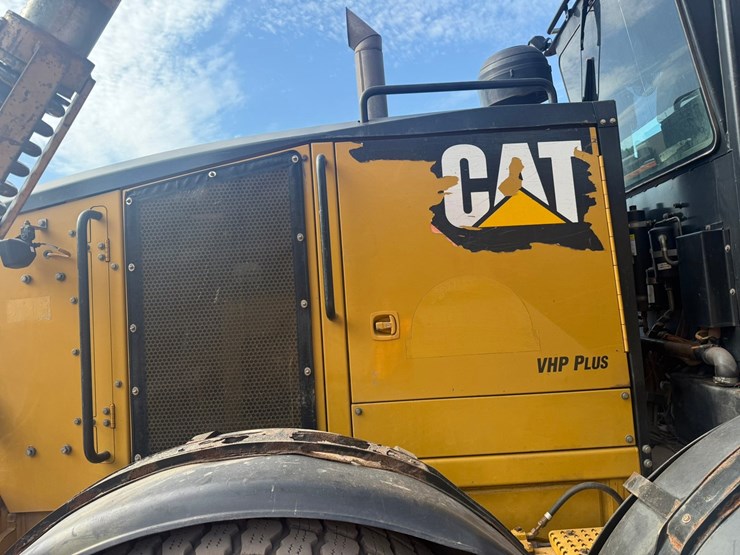 caterpillar-160m-image-35