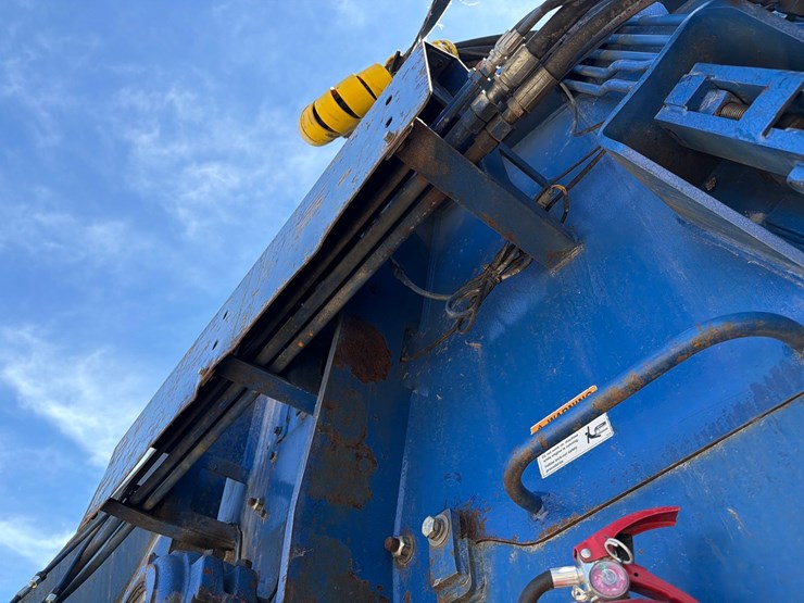 caterpillar-c27-image-26