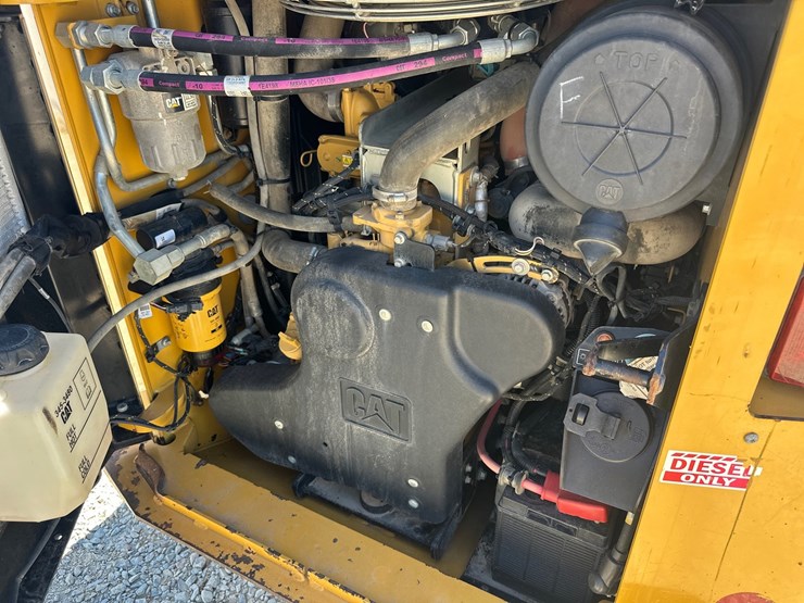 caterpillar-299d3-xe-image-46