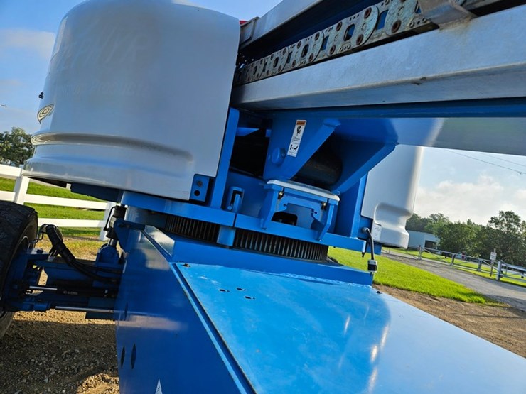 2005-genie-s80-image-43